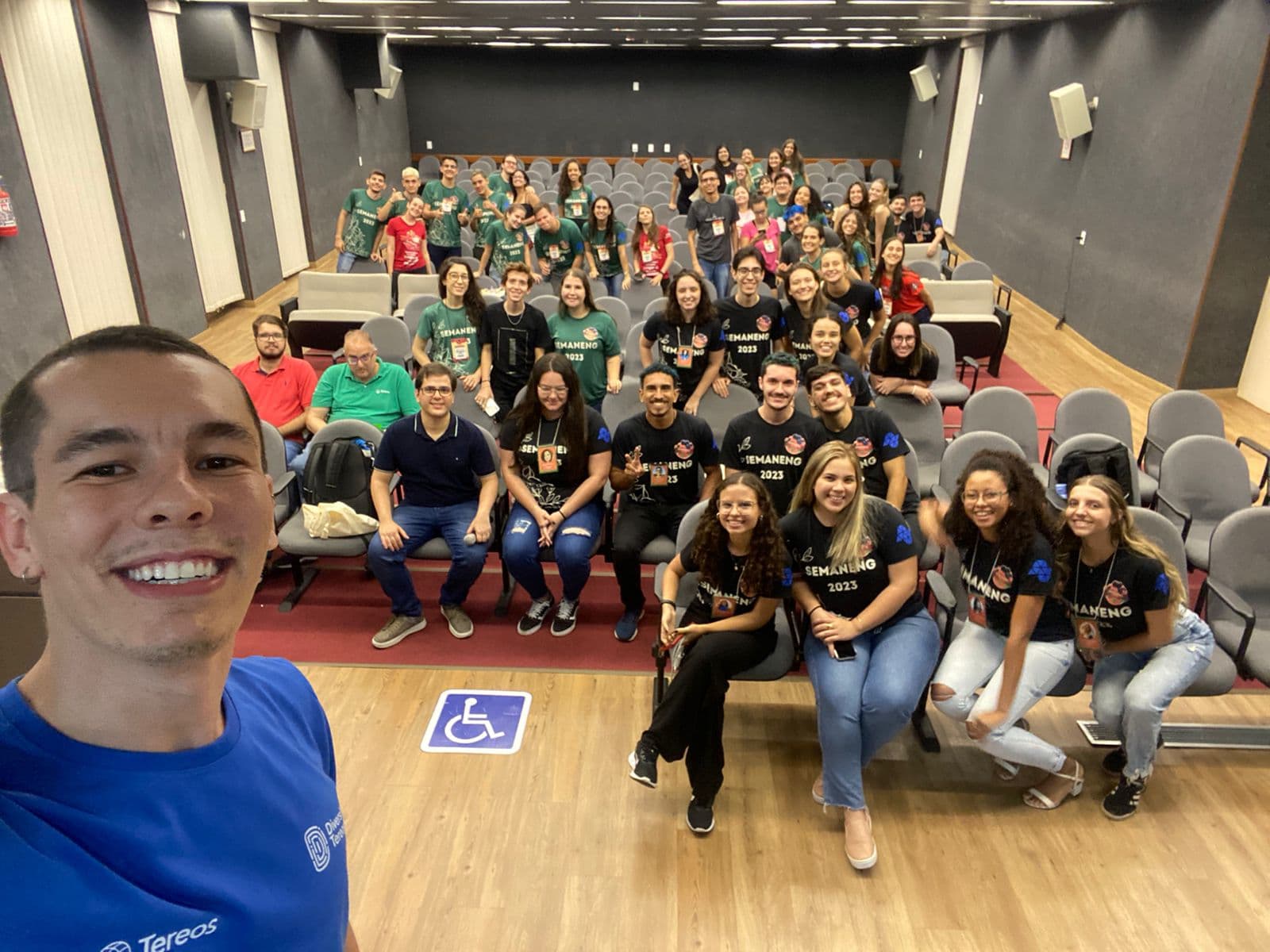 Foto de edição anterior da SEMANENG